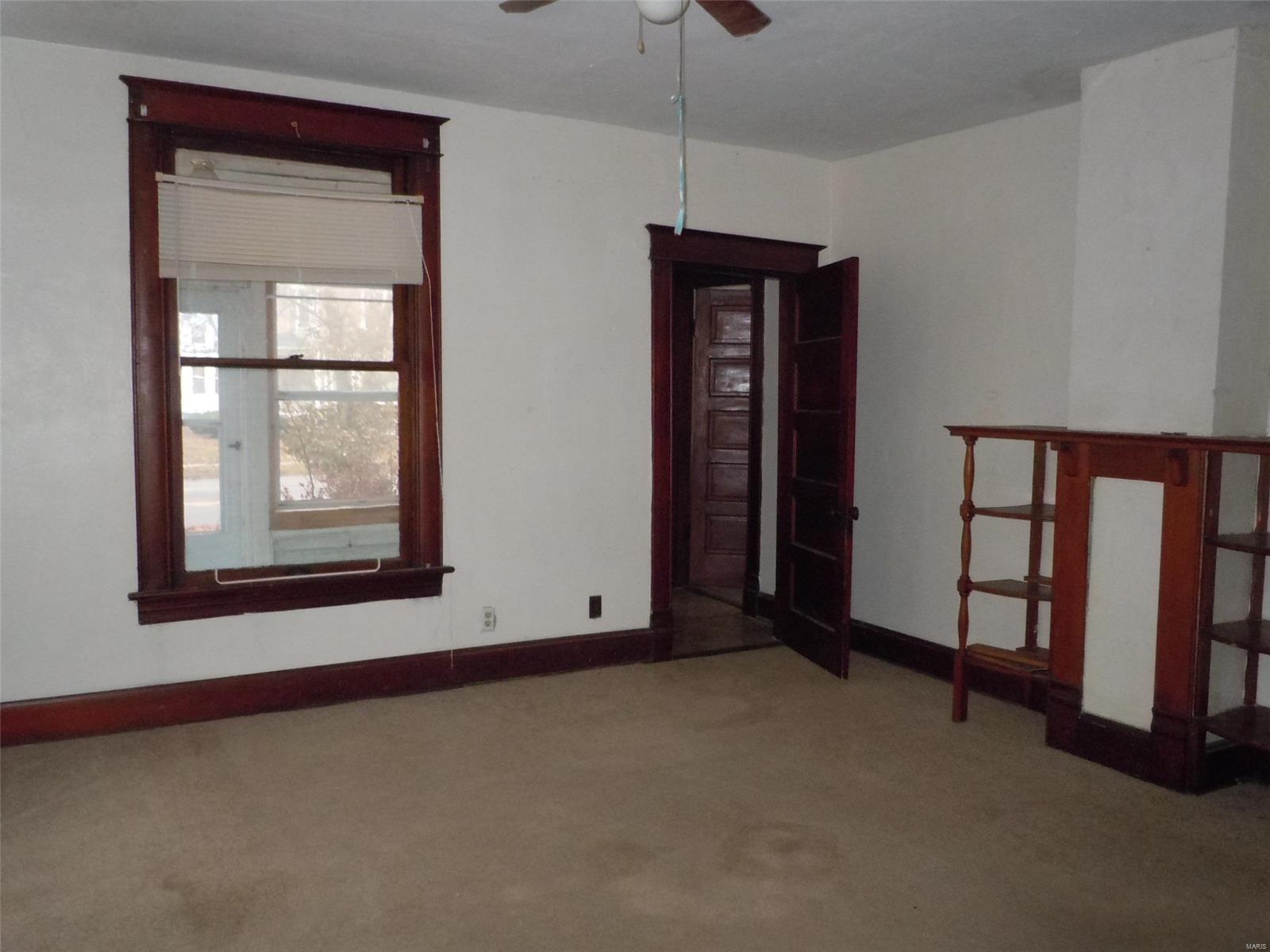 1001 Troy Road Edwardsville, IL 62025 - Photo 6 of 20 Gallery Image 6