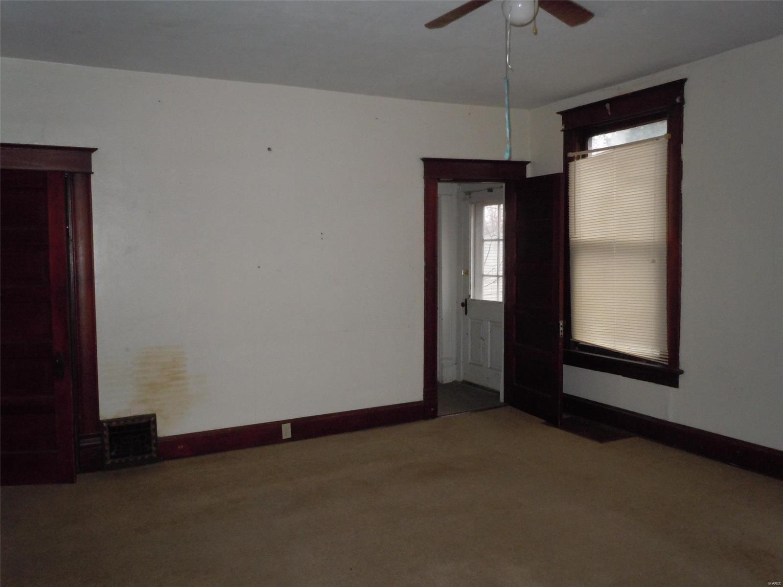 1001 Troy Road Edwardsville, IL 62025 - Photo 7 of 20 Gallery Image 7