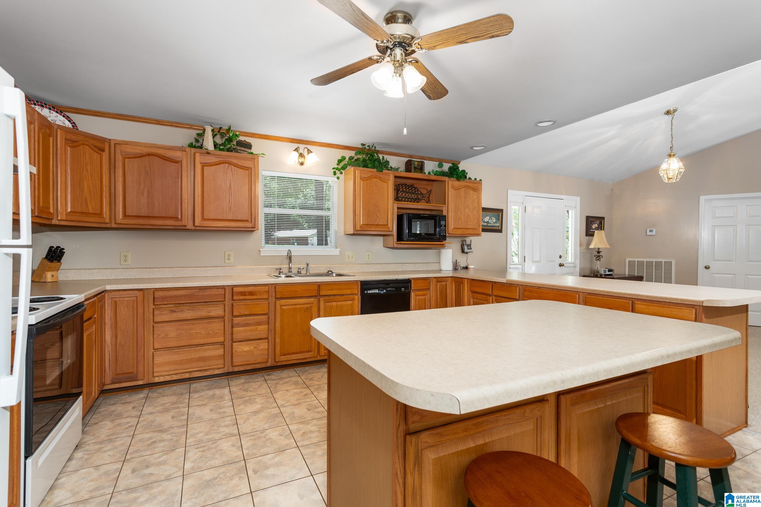 3562 Griffitt Bend Road Talladega, AL 35160 - Photo 12 of 55