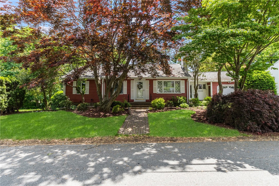 20 Scarborough Road Cumberland, RI 02864 - Photo 1 of 27