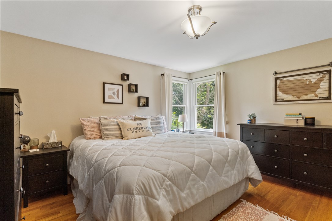 20 Scarborough Road Cumberland, RI 02864 - Photo 16 of 27