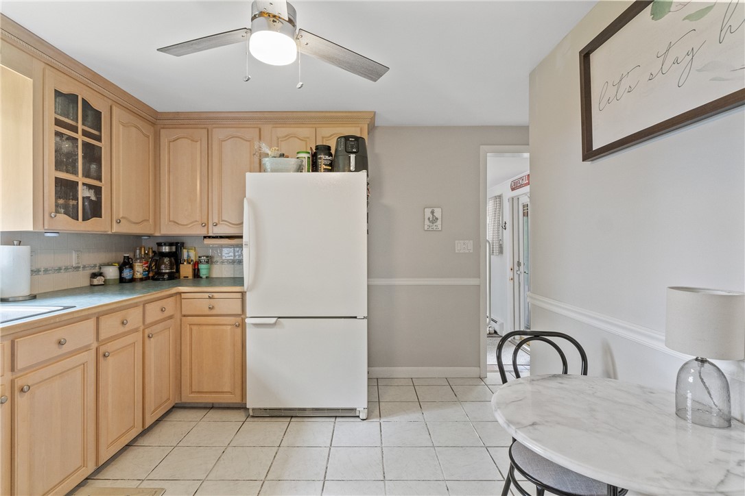 20 Scarborough Road Cumberland, RI 02864 - Photo 9 of 27