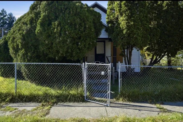 $55,000 | 1096 Pearl Street, Benton Harbor, MI 49022