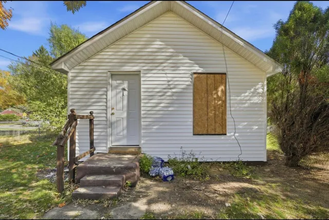 $55,000 | 1096 Pearl Street, Benton Harbor, MI 49022