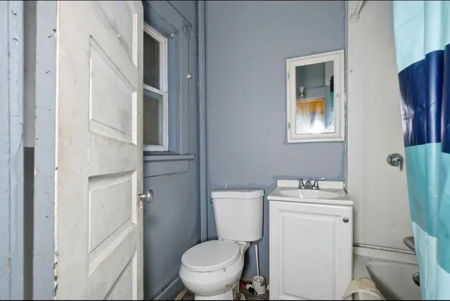 $55,000 | 1096 Pearl Street, Benton Harbor, MI 49022