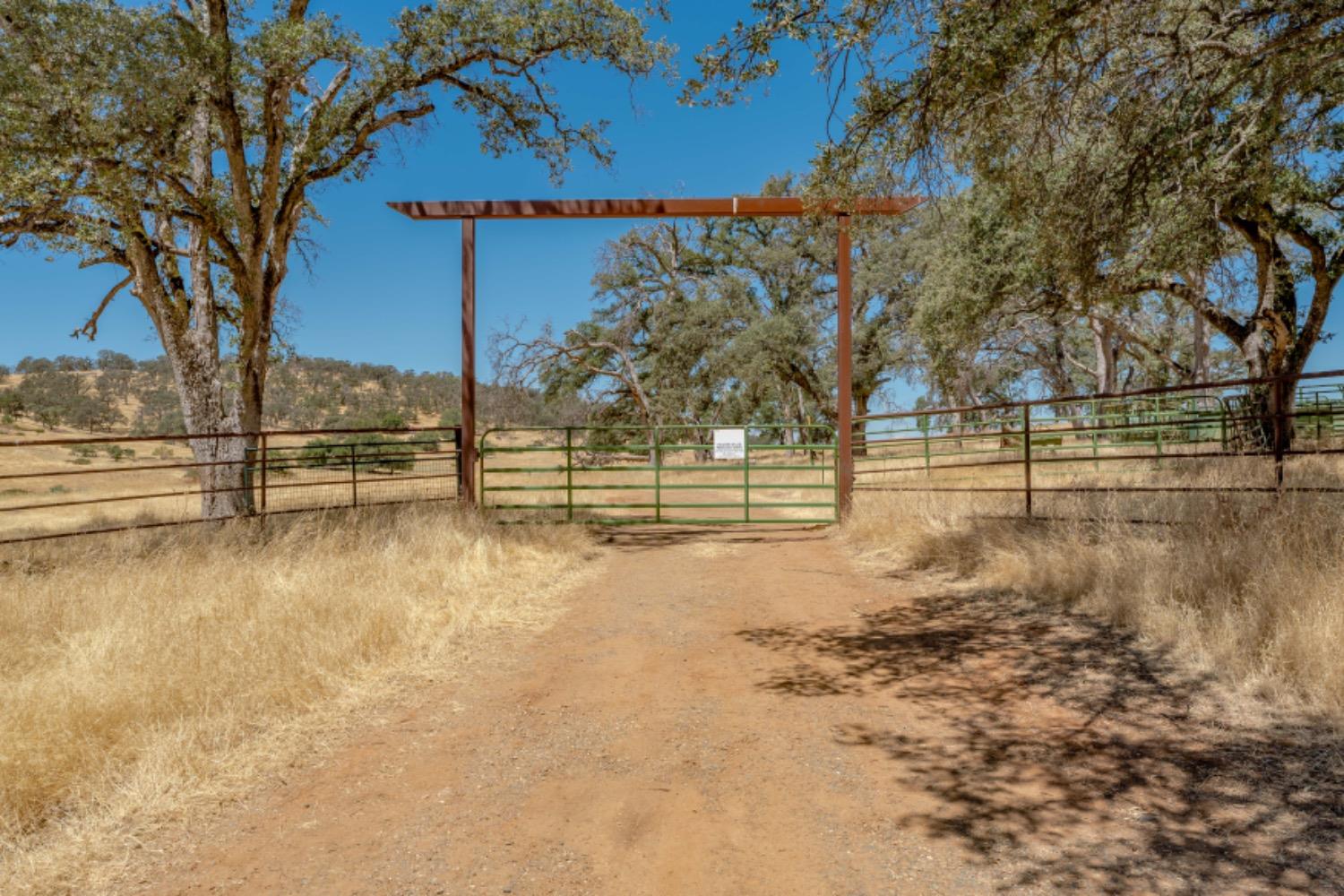 27044 McCourtney Road Grass Valley, CA 95949 - Photo 26 of 74