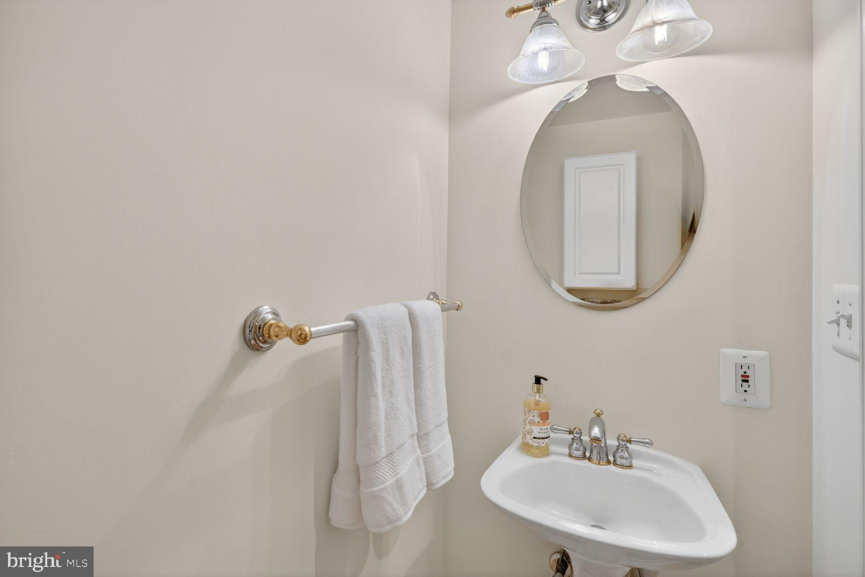 4225 37th Street Northwest Washington, DC 20008 - Photo 15 of 40