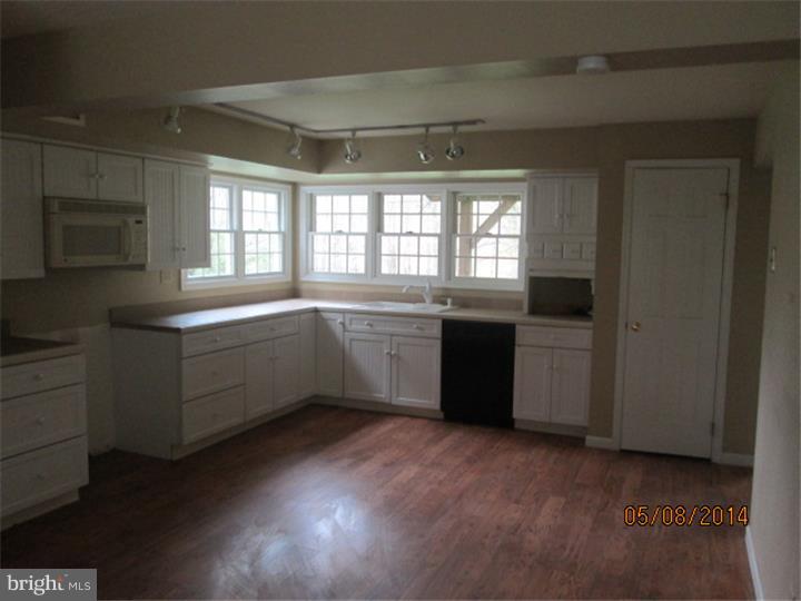 976 Fairview Road Glenmoore, PA 19343 - Photo 4 of 10 Gallery Image 4