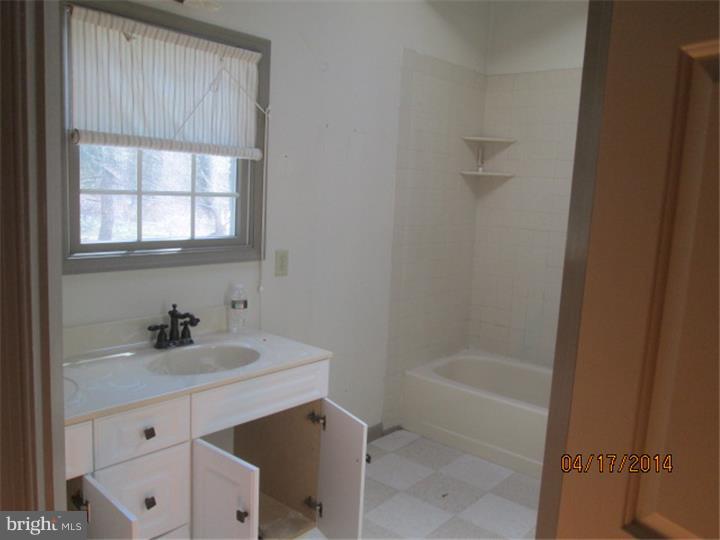 976 Fairview Road Glenmoore, PA 19343 - Photo 9 of 10 Gallery Image 9