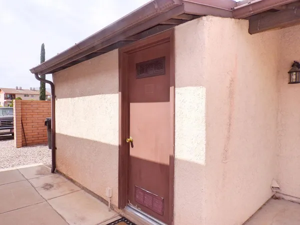 $1,175 | 4135 Calle Barona, Unit C, Sierra Vista, AZ 85635