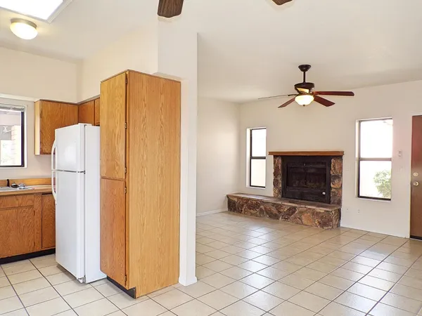 $1,175 | 4135 Calle Barona, Unit C, Sierra Vista, AZ 85635