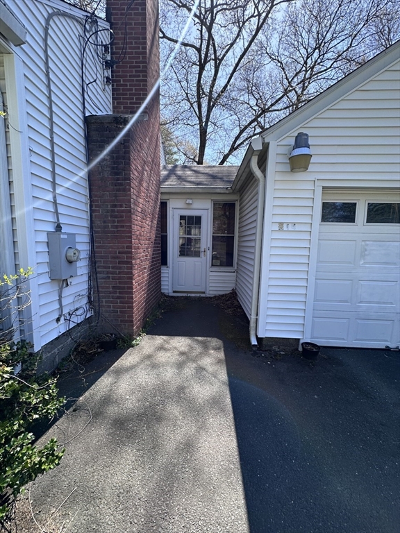 514 Dewey Street West Springfield, MA 01089 - Photo 4 of 13 a view of a house with a yard