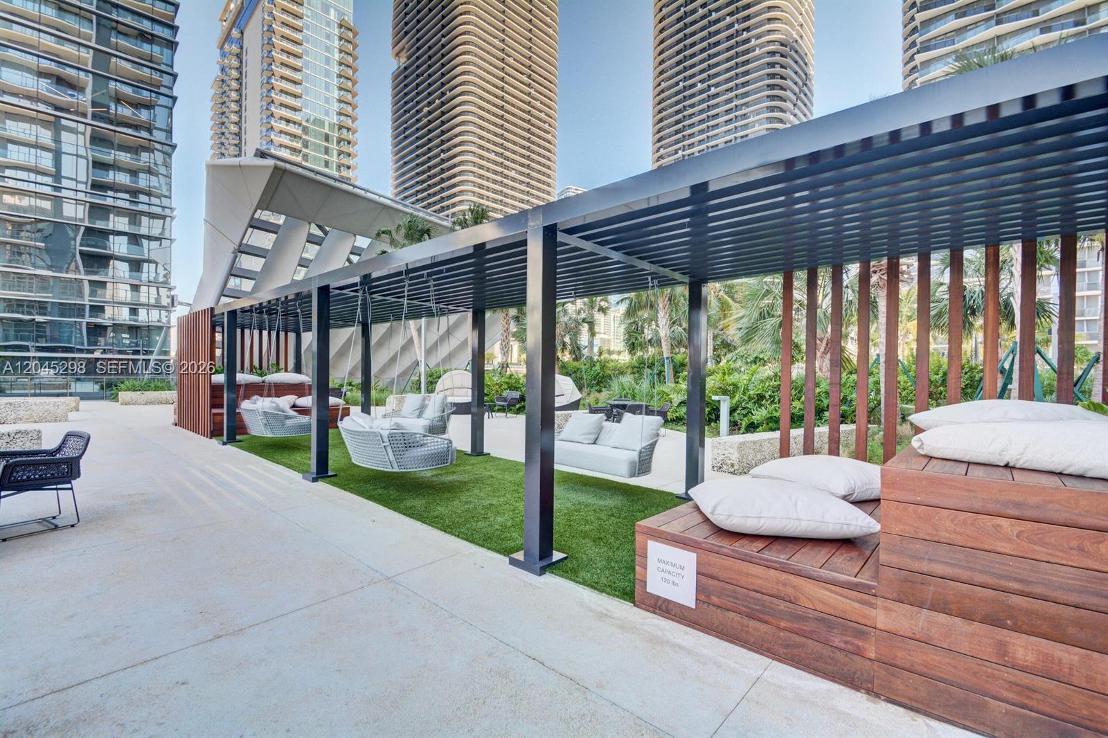 88 Southwest 7th Street, Unit 1511 Miami, FL 33130 - Photo 15 of 19