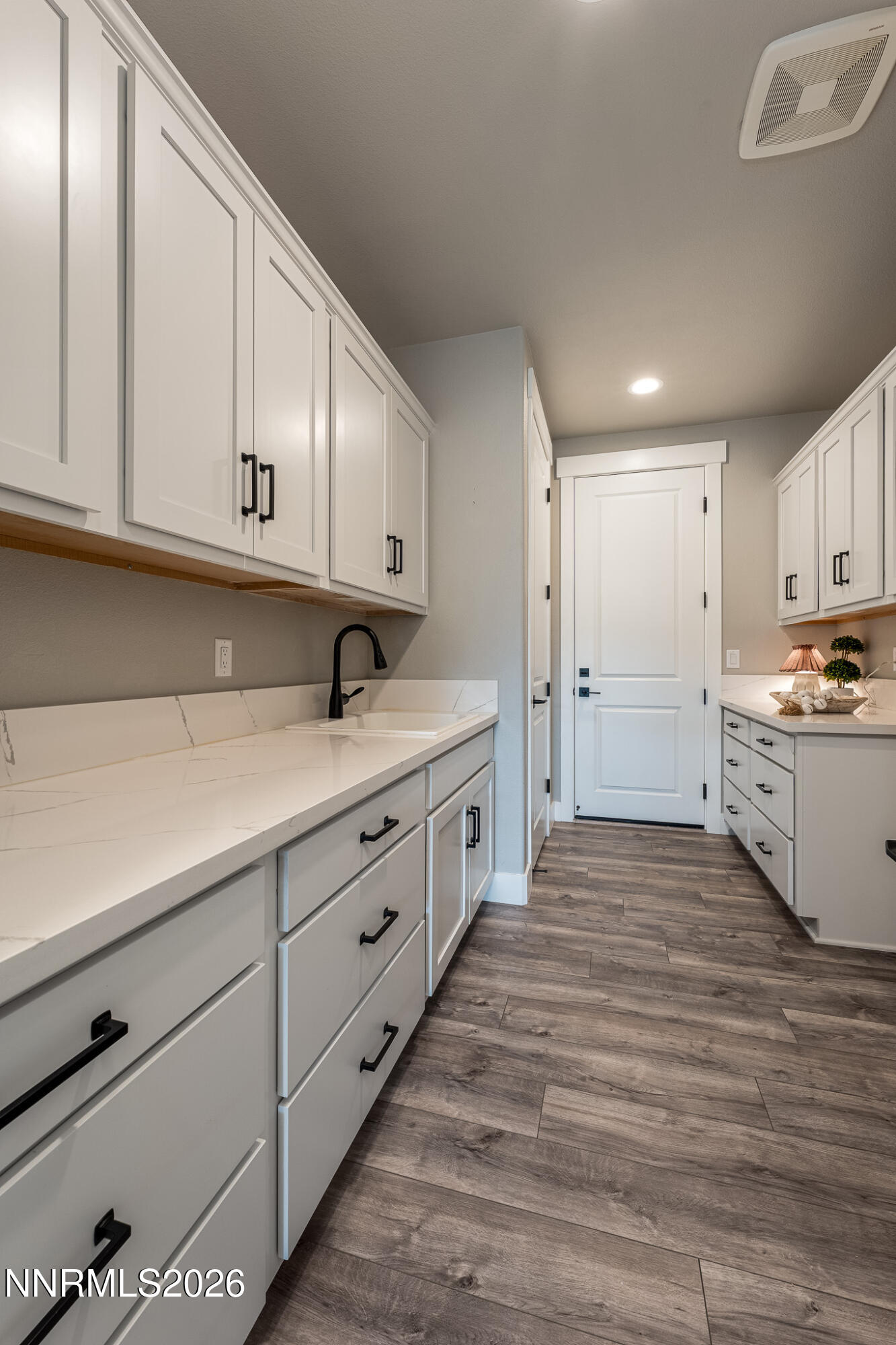 1016 Keystone Court Gardnerville, NV 89460 - Photo 29 of 47 Laundry room