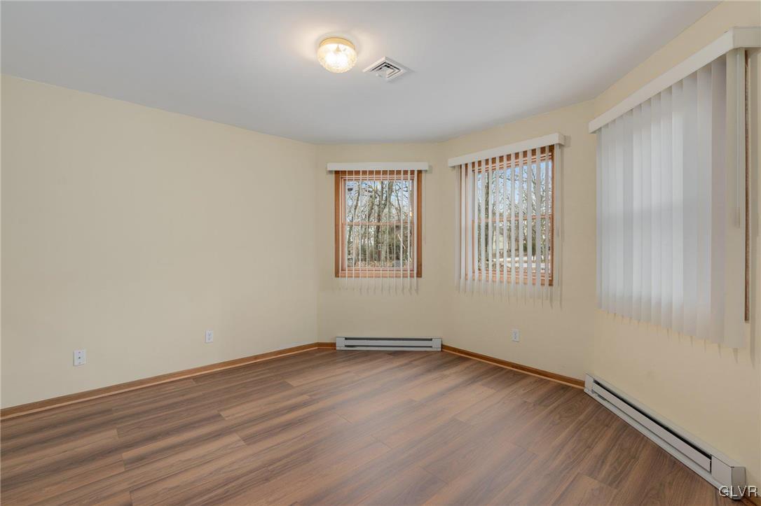 2180 Scarborough Way Bushkill, PA 18324 - Photo 14 of 30