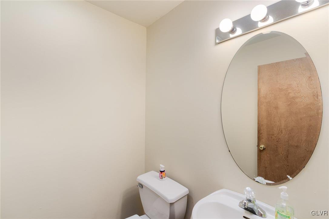 2180 Scarborough Way Bushkill, PA 18324 - Photo 23 of 30