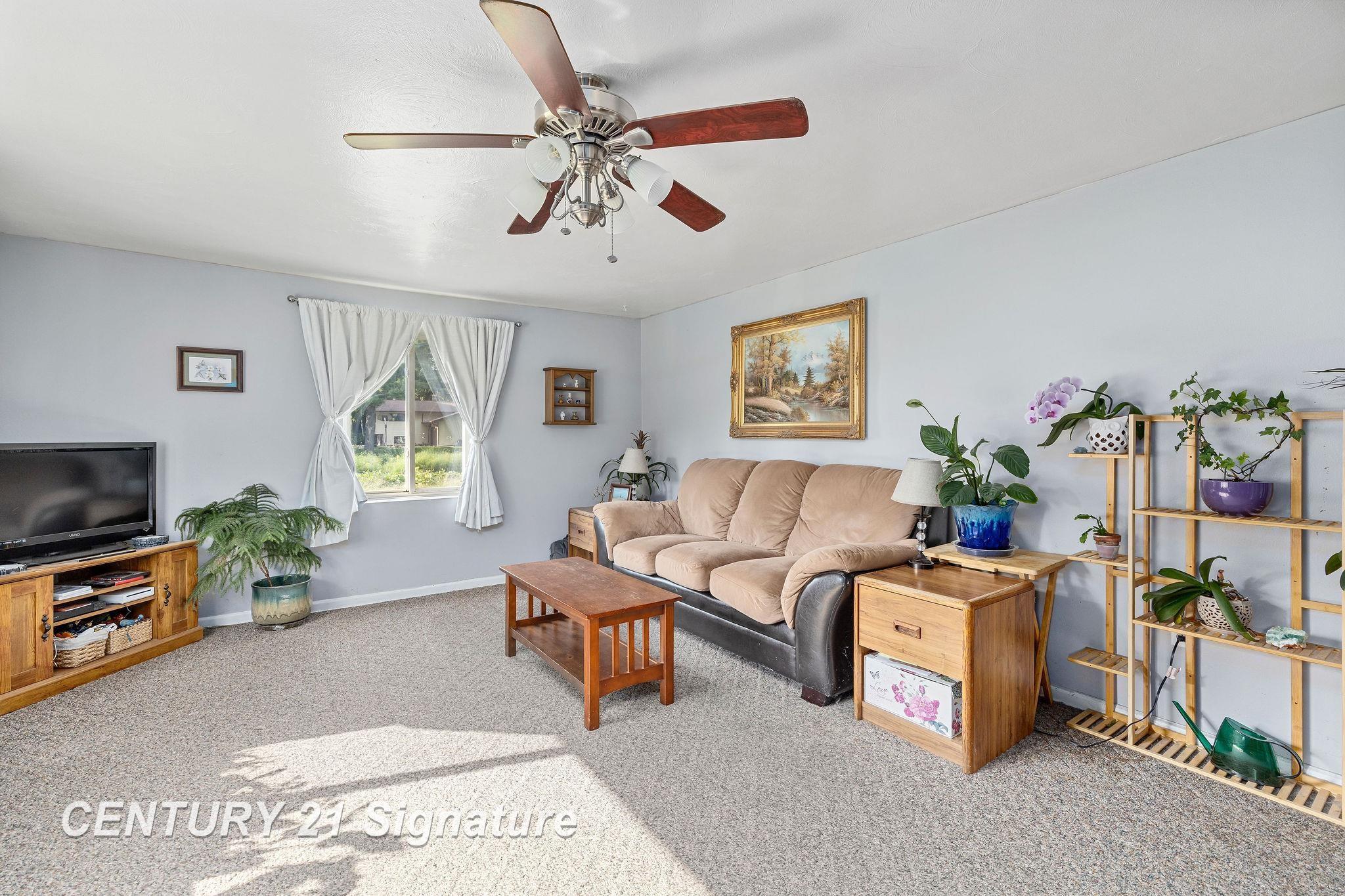 8700 North River Road Freeland, MI 48623 - Photo 8 of 34