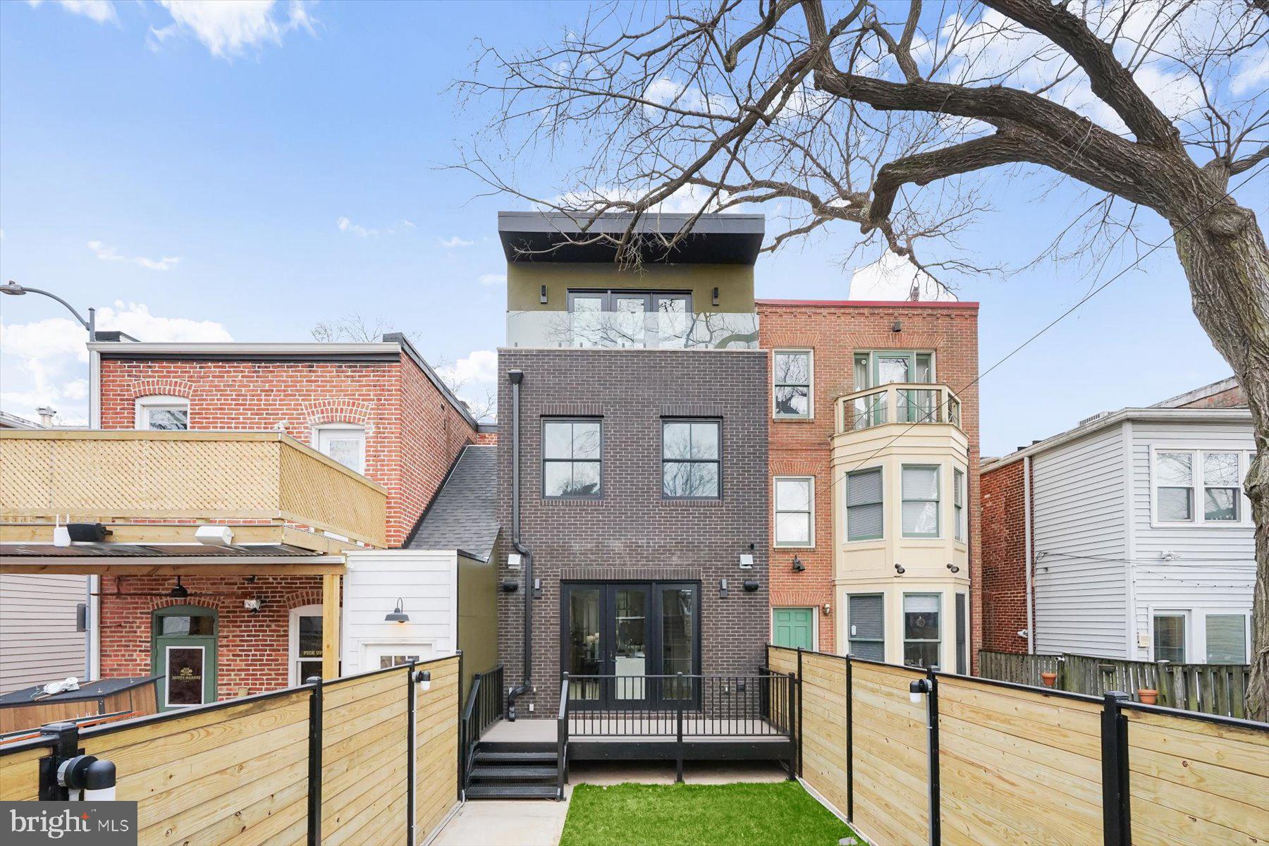 235 12th Street Southeast Washington, DC 20003 - Photo 29 of 32