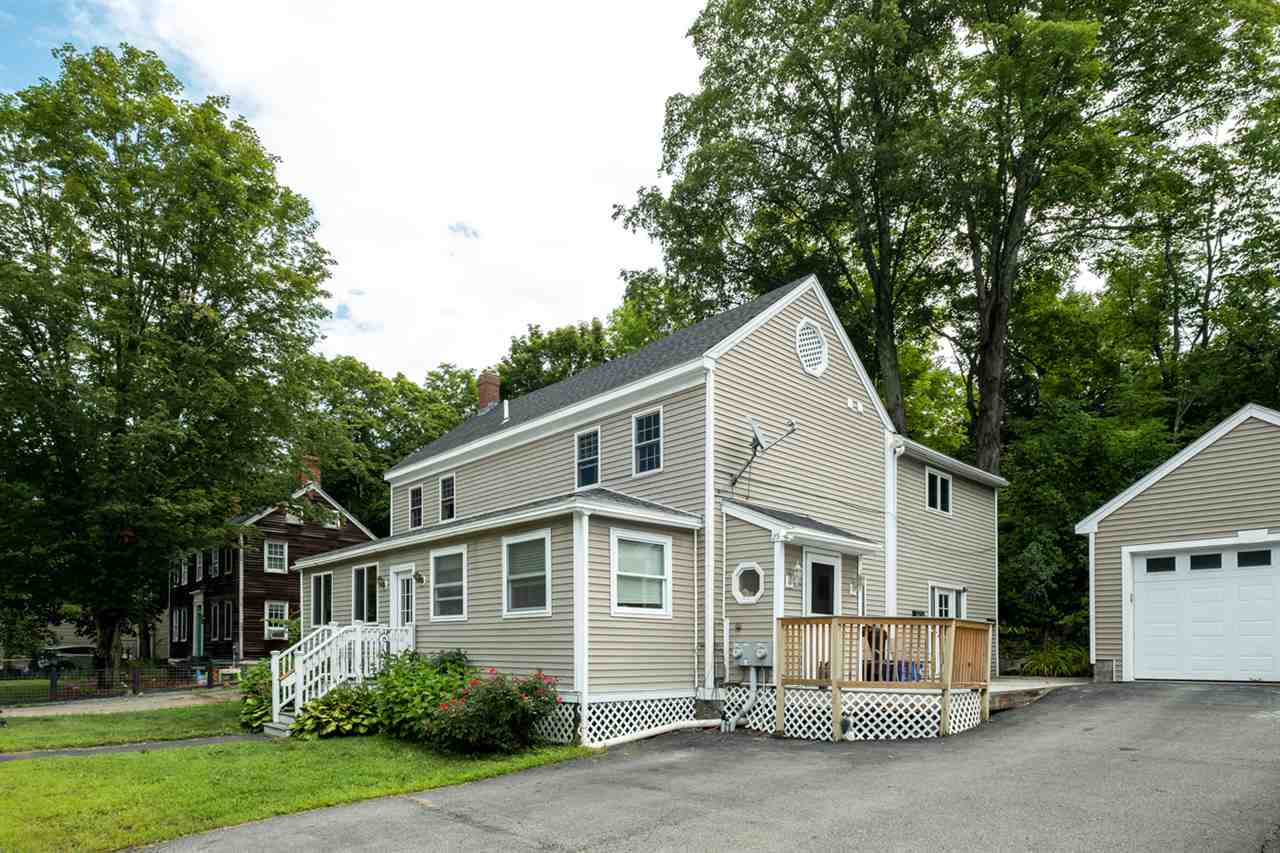 25 Exeter Road Newmarket, NH 03857 - Photo 1 of 30