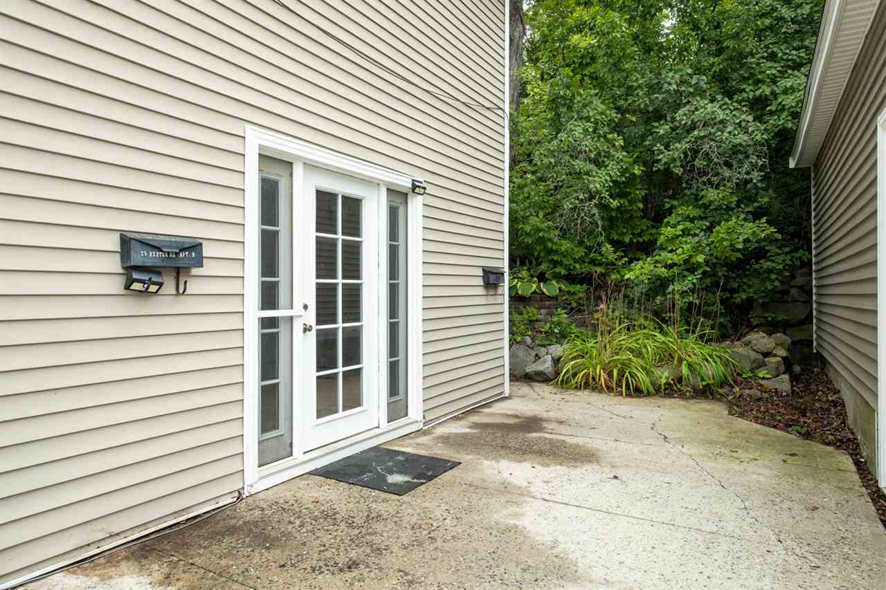 25 Exeter Road Newmarket, NH 03857 - Photo 23 of 30