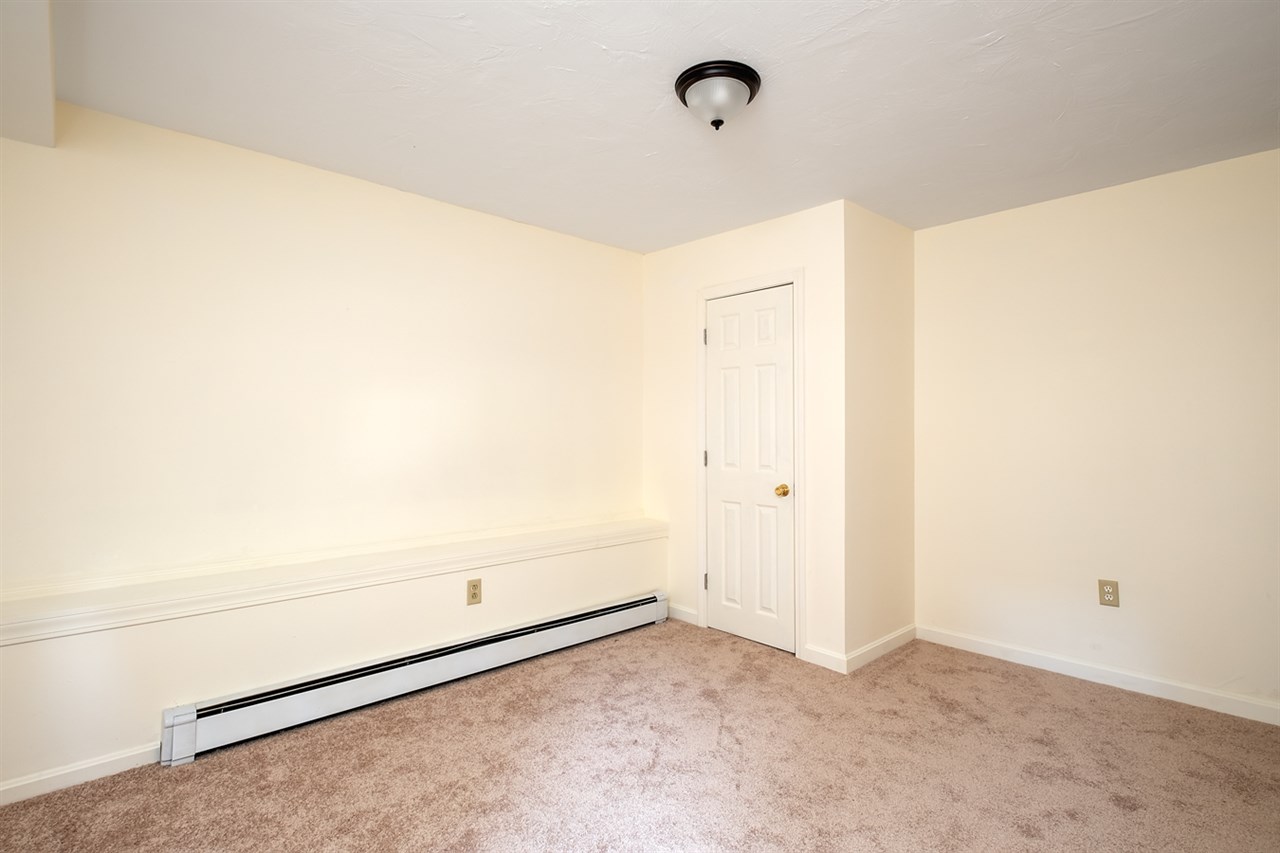 25 Exeter Road Newmarket, NH 03857 - Photo 29 of 30