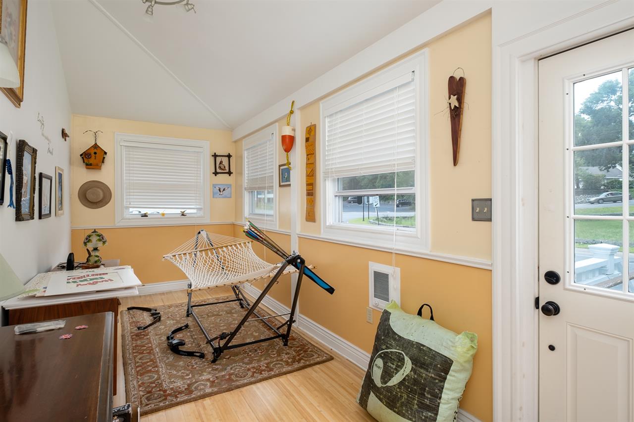 25 Exeter Road Newmarket, NH 03857 - Photo 7 of 30