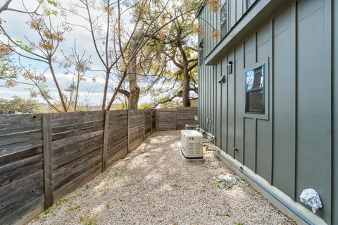 $579,000 | 1183 Oak Grove Avenue, Unit 2, Austin, TX 78702