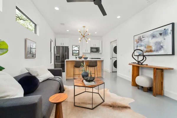 $550,000 | 1183 Oak Grove Avenue, Unit 2, Austin, TX 78702