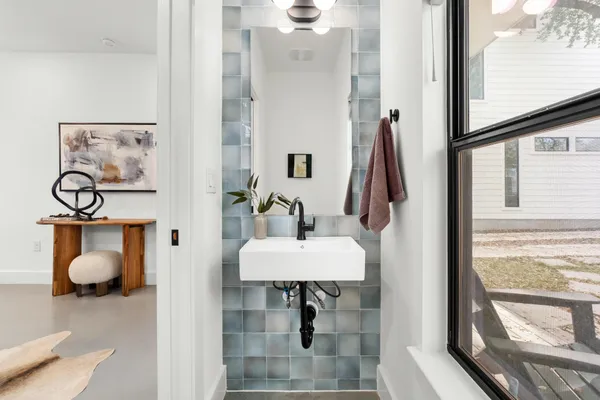 $550,000 | 1183 Oak Grove Avenue, Unit 2, Austin, TX 78702