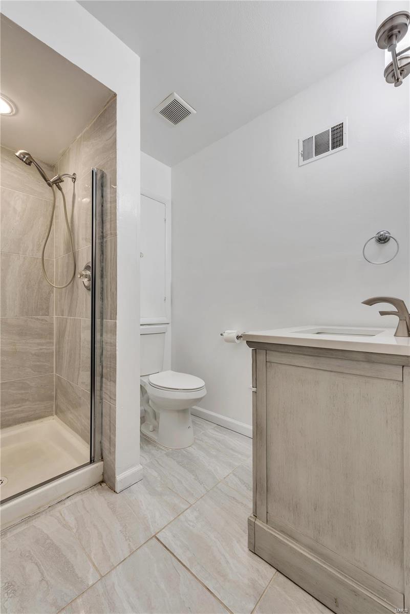 703 Edgar Road Webster Groves, MO 63119 - Photo 15 of 30 Gallery Image 15