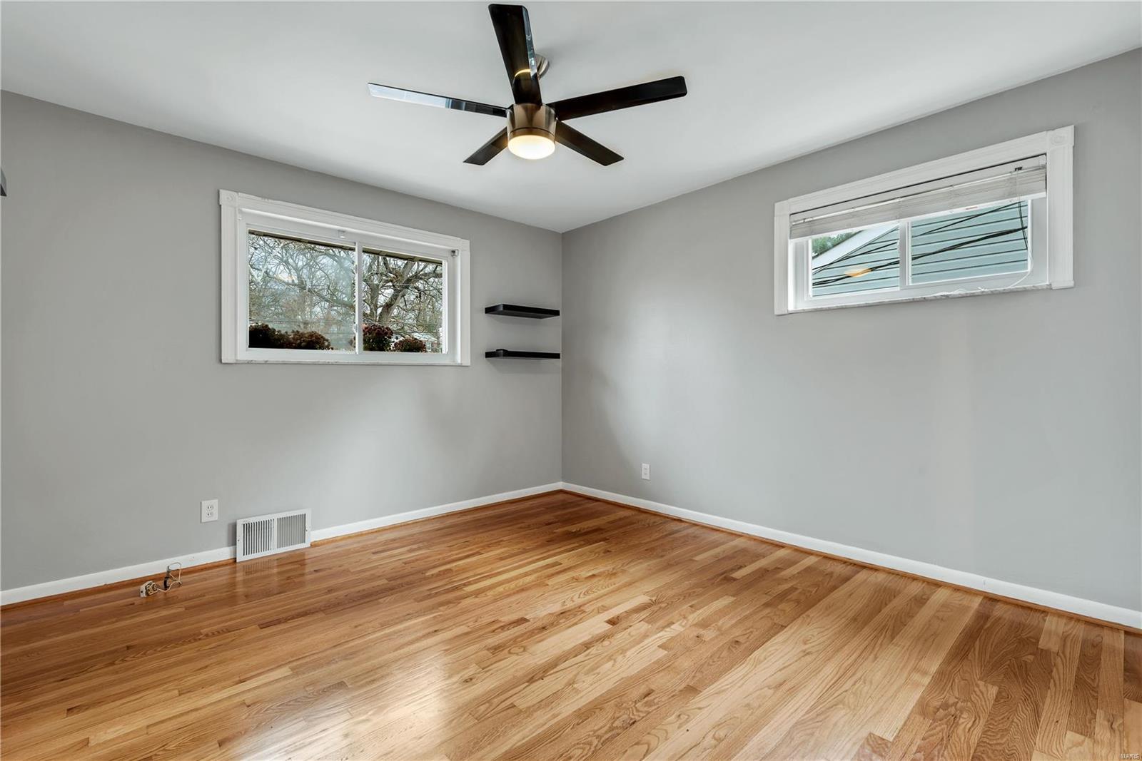 703 Edgar Road Webster Groves, MO 63119 - Photo 22 of 30 Gallery Image 22