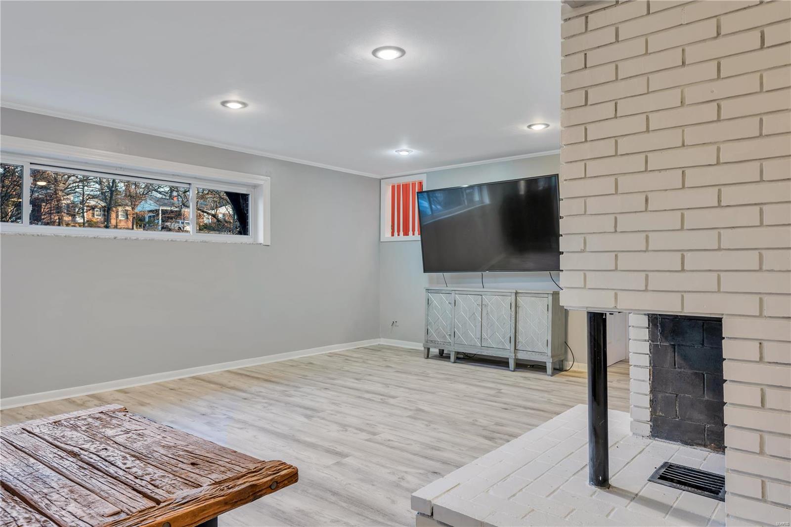 703 Edgar Road Webster Groves, MO 63119 - Photo 24 of 30 Gallery Image 24