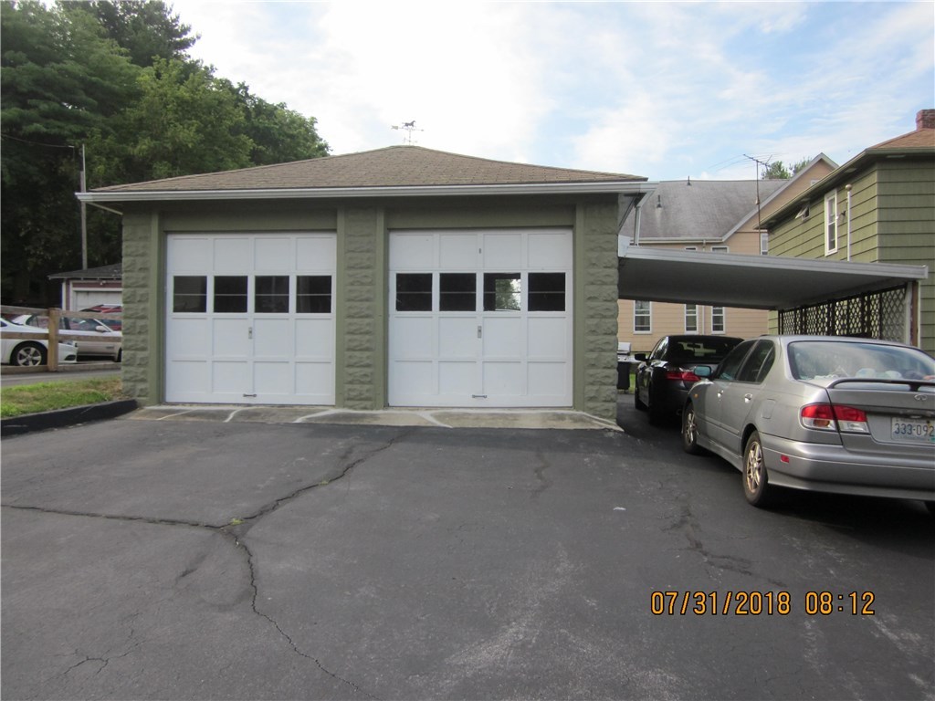468 Cumberland Hill Road Woonsocket, RI 02895 - Photo 7 of 8