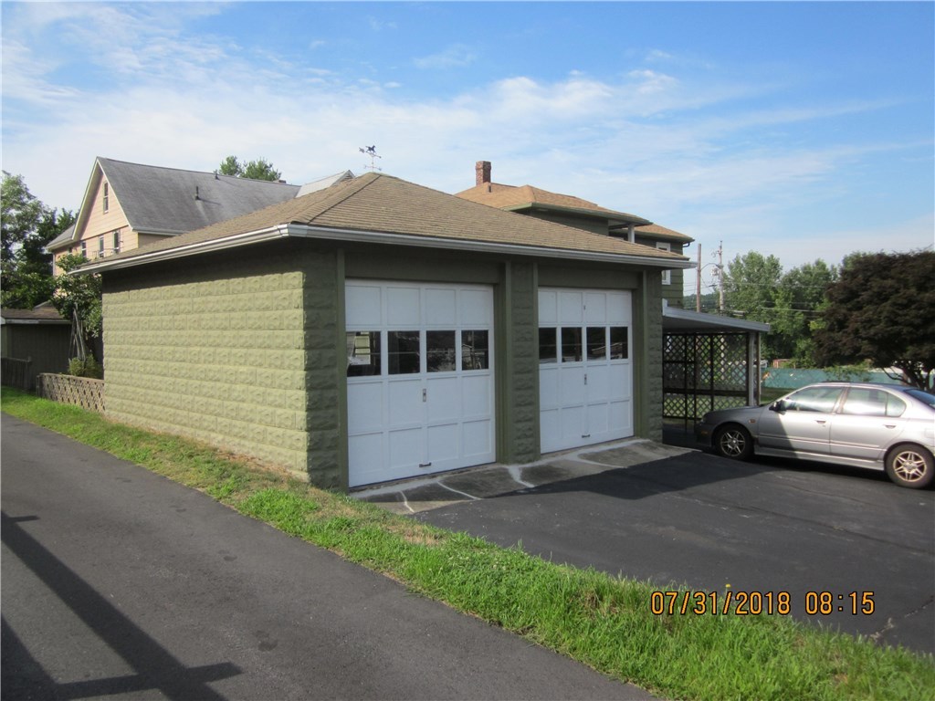 468 Cumberland Hill Road Woonsocket, RI 02895 - Photo 8 of 8