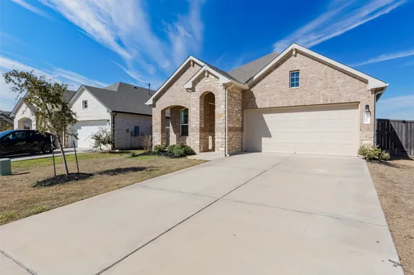 $1,850 | 17304 Crownfield Path, Manor, TX 78653