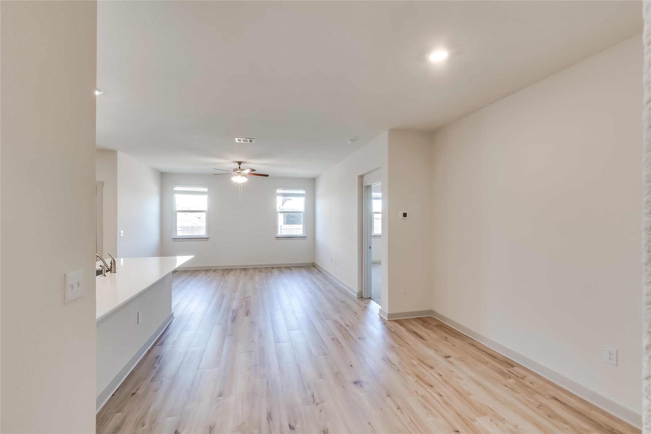 17304 Crownfield Path Manor, TX 78653 - Photo 5 of 29