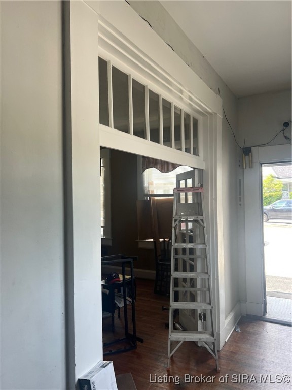 526 Jefferson Street Madison, IN 47250 - Photo 4 of 14