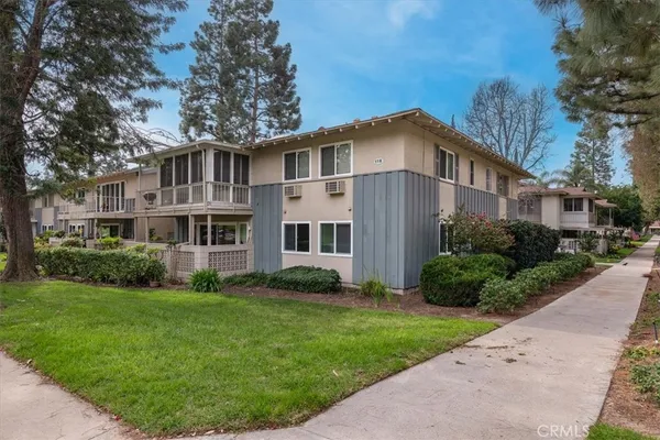 $298,000 | 116 Via Estrada, Unit H, Laguna Woods, CA 92637