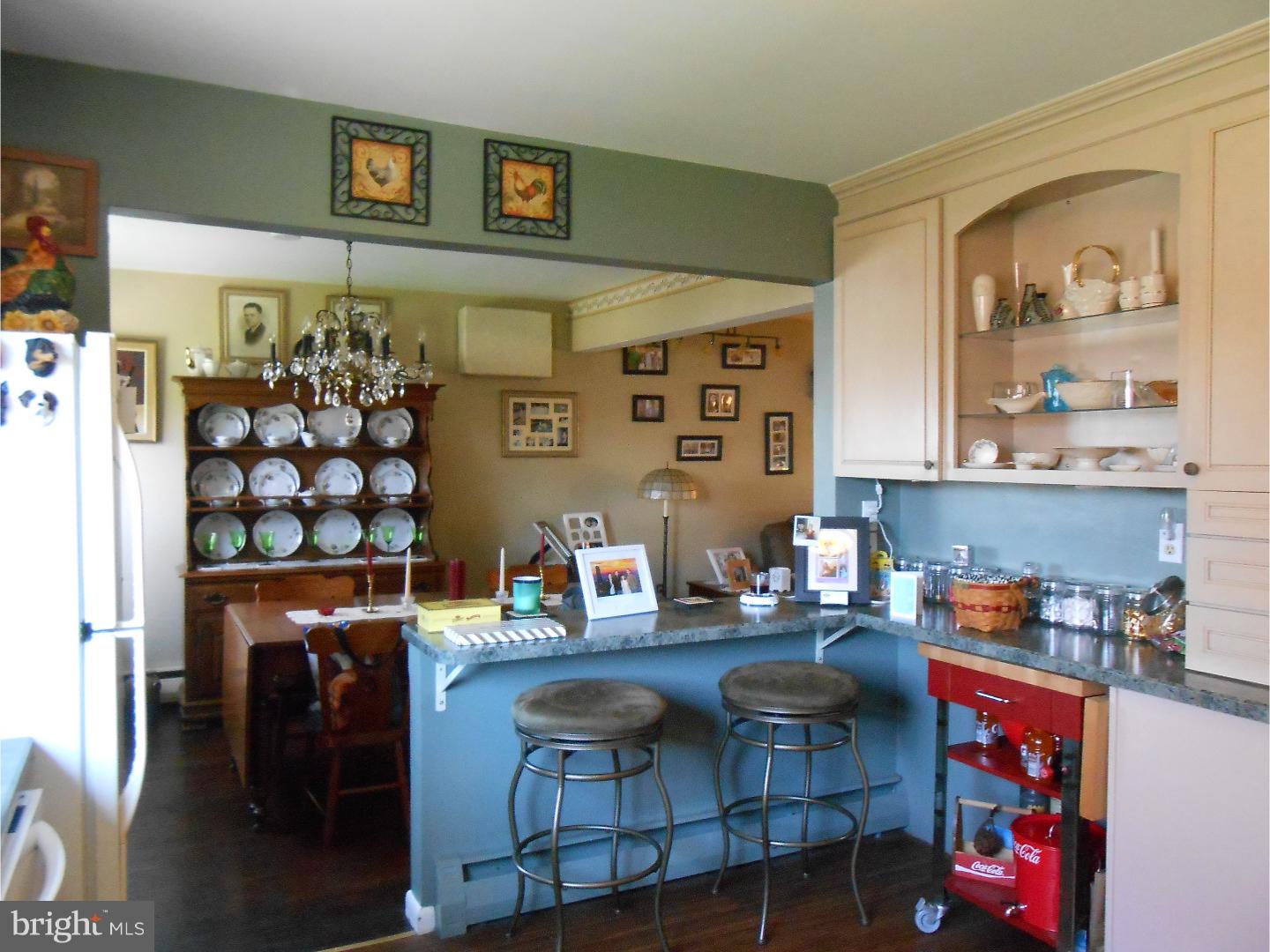 911 Merlin Street Bristol, PA 19007 - Photo 4 of 17 Kitchen
