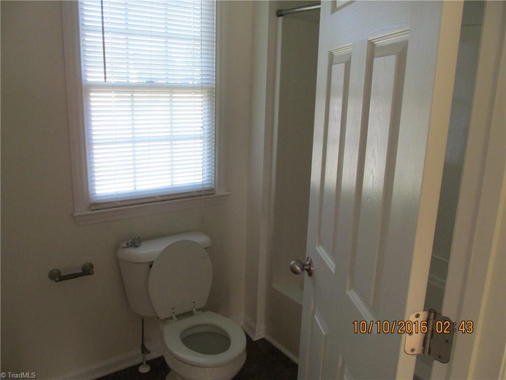 5602 Pinetuck Road Greensboro, NC 27407 - Photo 27 of 29 Gallery Image 27