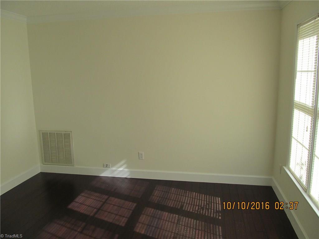 5602 Pinetuck Road Greensboro, NC 27407 - Photo 9 of 29 Gallery Image 9