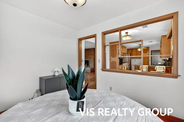 $425,000 | 15746 Pruin Street, Spring Lake, MI 49456