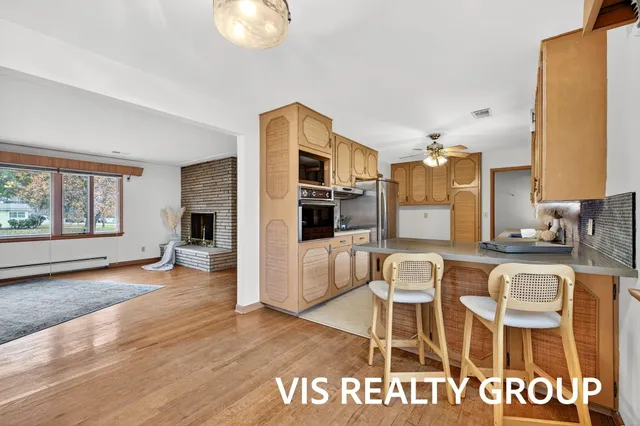 $425,000 | 15746 Pruin Street, Spring Lake, MI 49456