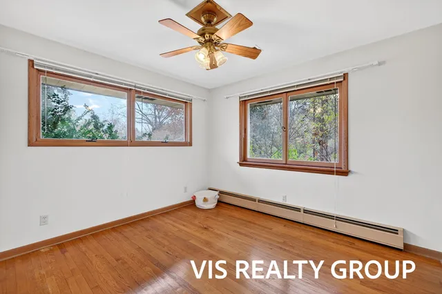 $425,000 | 15746 Pruin Street, Spring Lake, MI 49456