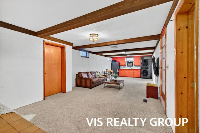 $425,000 | 15746 Pruin Street, Spring Lake, MI 49456