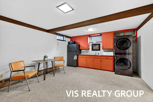 $425,000 | 15746 Pruin Street, Spring Lake, MI 49456