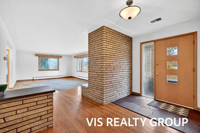 $425,000 | 15746 Pruin Street, Spring Lake, MI 49456