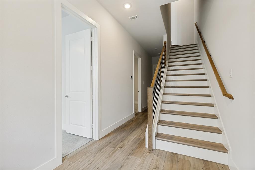 8117 Radnor Road Dallas, TX 75231 - Photo 5 of 29