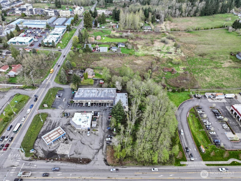 000 Southeast Sedgwick Road Port Orchard, WA 98366 - Photo 9 of 12 Gallery Image 9