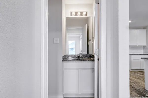 $2,400 | 22224 Backspin, San Antonio, TX 78261